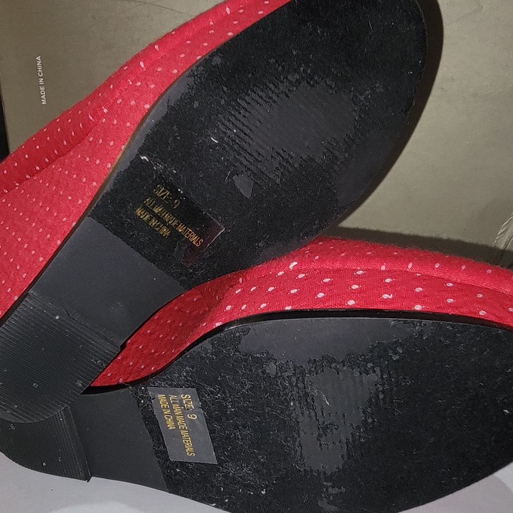 Restricted Red Patterned Platform Wedges - Picture 2 of 5
